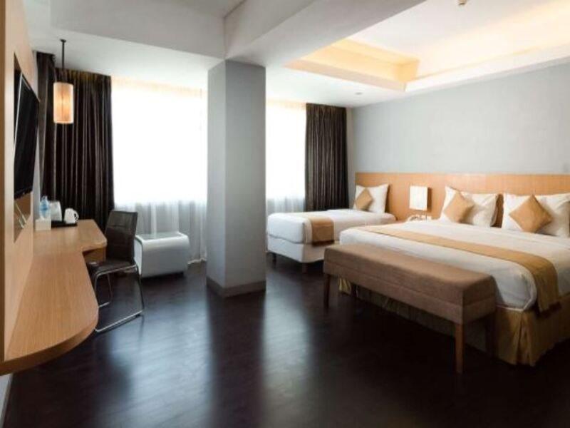 Kyriad Royal Seminyak Extérieur photo