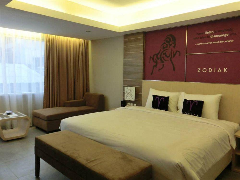 Kyriad Royal Seminyak Extérieur photo