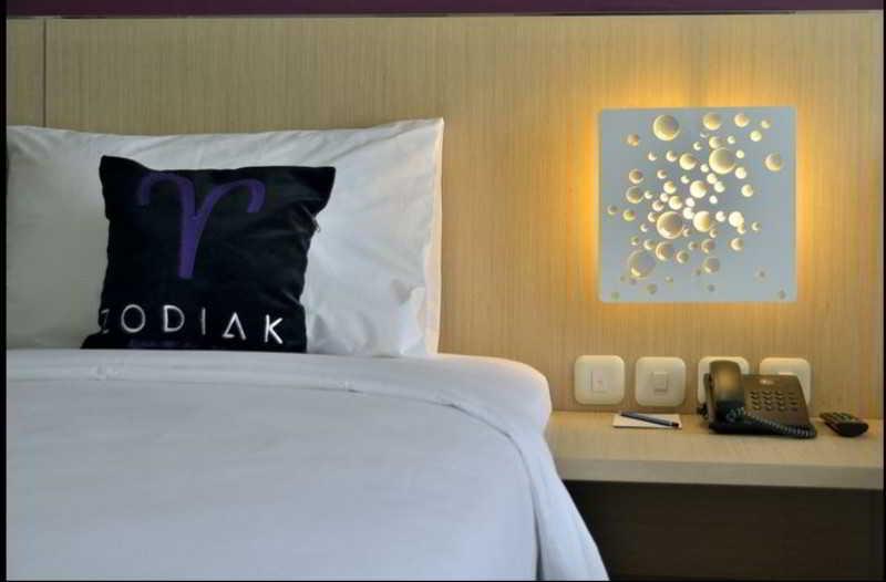 Kyriad Royal Seminyak Extérieur photo