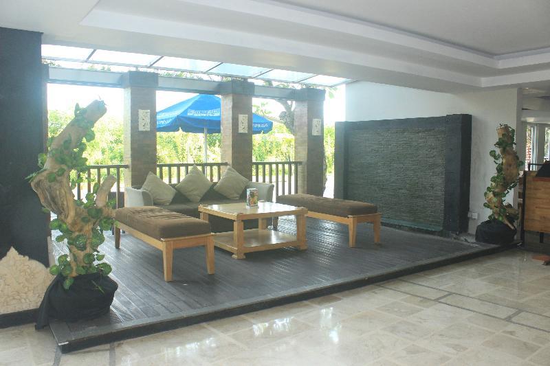Kyriad Royal Seminyak Extérieur photo